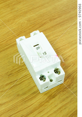 Circuit  Breaker 9740968