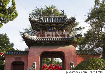 Buddhist monasteron 9741298