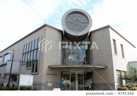 Hikarigaoka Library 9745348