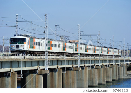 2014/01/12東海道幹線茅崎 - 平塚JR東185系列A7組織(大宮)“Odoriko” 2014/01/12東海道幹線茅崎 - 平塚JR東185系列A7組織(大宮)“Odoriko” 9746513