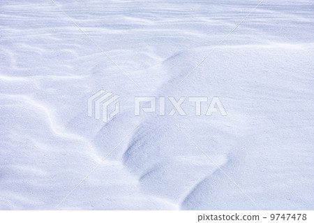 Snow burning 9747478