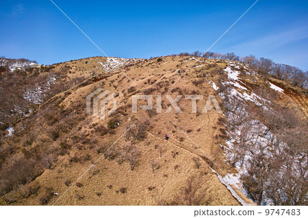 Tanzawa不動的登山人山上升的路 Tanzawa不動的登山人山上升的路 9747483
