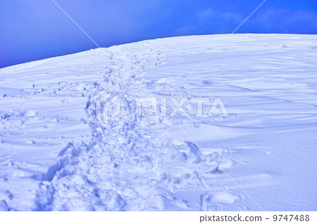 雪山和登山 9747488