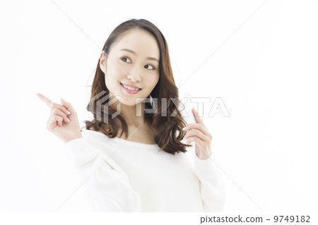 年輕的女士 9749182