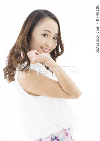 年輕的女士 年輕的女士 9749186