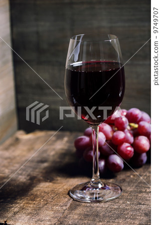 Wine and grape Wine and grape 9749707