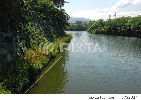 Hori of Hikone Castle (Kaname Town, Hikone City, Shiga Prefecture) 9752324