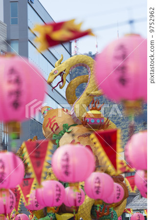Snakes of the Nagasaki Lantern Festival 9752962