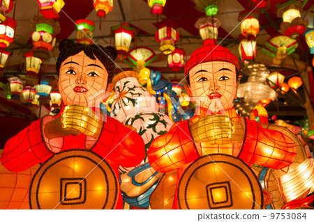 Gold lady's lantern 9753084