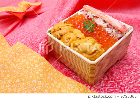 Seafood box lunch 9753365