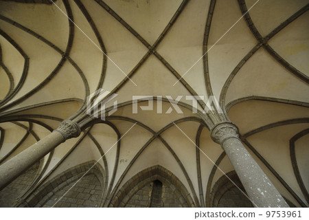 Mont-Saint-Michel (between the guests) 9753961