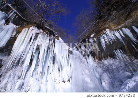Scenic spots of the North 9754288
