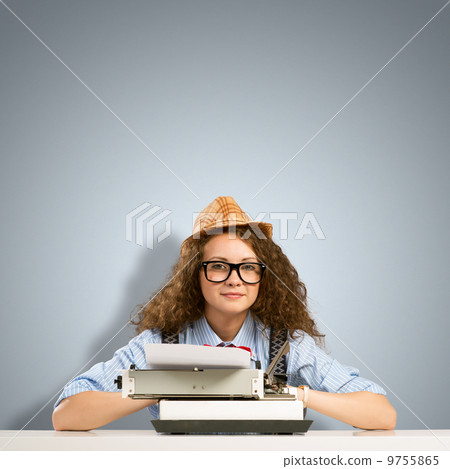 woman writer woman writer 9755865