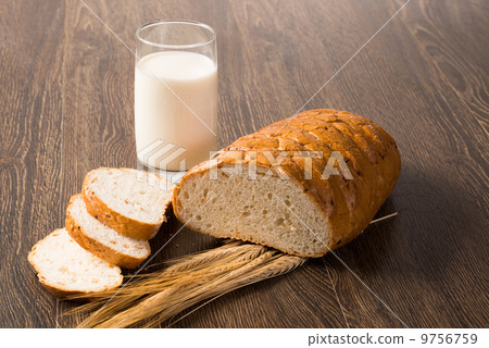 sliced ******bread with cereals sliced ******bread with cereals 9756759