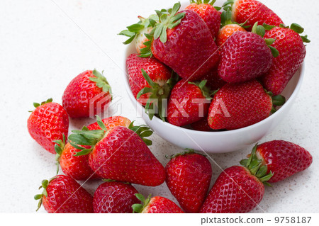Pile of strawberries in plate Pile of strawberries in plate 9758187