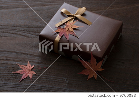 Gift image Gift image 9760088