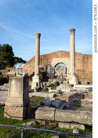 Roman Forum Roman Forum 9761063