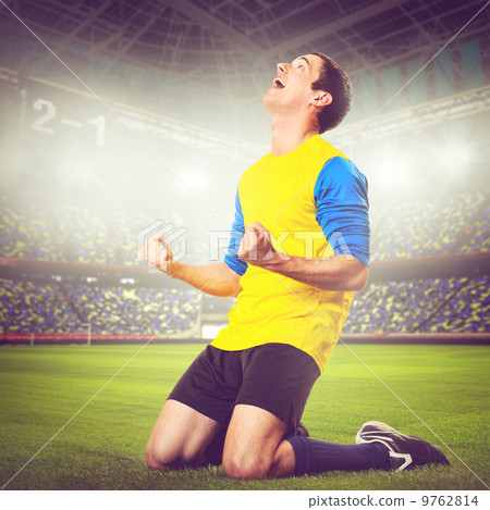 soccer player soccer player 9762814