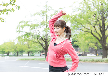 Women stretching Women stretching 9763299