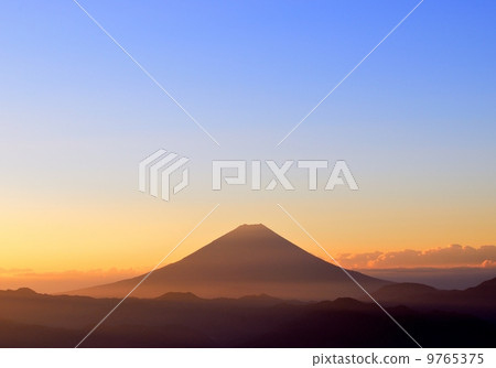 Fuji in the morning Fuji in the morning 9765375