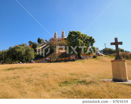 Mexico: Cholula Tranchio Arte Petr Hill's Church 9765634