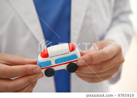Doctor ambulance Doctor ambulance 9765919