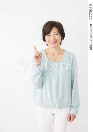 50歲的女性 9773629