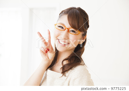 woman doing peace sign woman doing peace sign 9775225