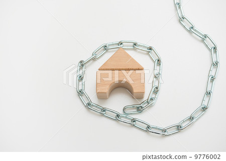 House chain 9776002
