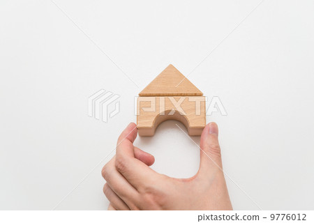 Housekeeper Housekeeper 9776012