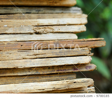 Abandoned wooden plank 9780185