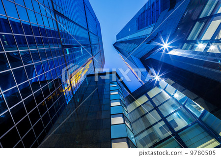 Modern corporate building Modern corporate building 9780505