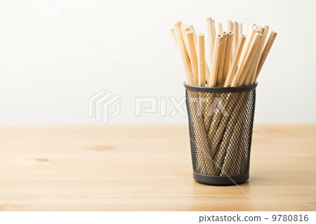 Pencil in pot Pencil in pot 9780816