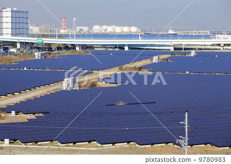 Solar station 9780983