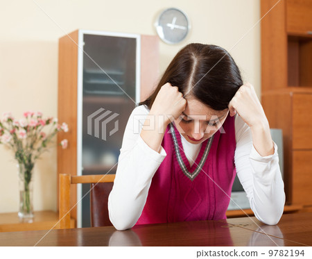 Crying lonely brunette woman Crying lonely brunette woman 9782194