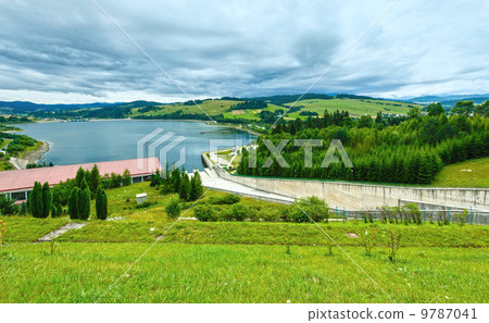 Summer cloudy country view (Poland) 9787041