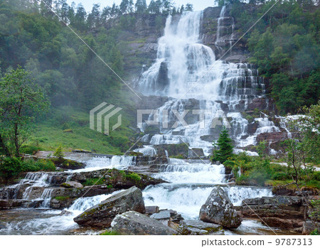 Summer Tvindefossen waterfalls (Norway) 9787313