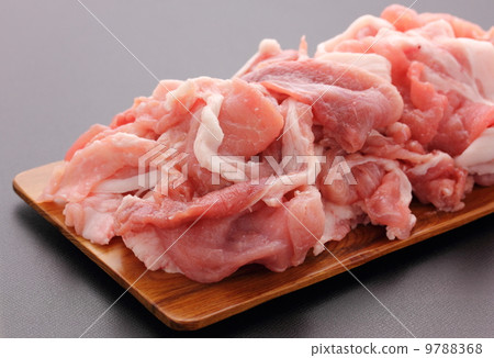 被切斷的豬肉甜罐 被切斷的豬肉甜罐 9788368