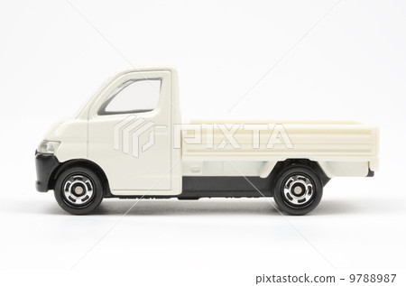 truck  9788987