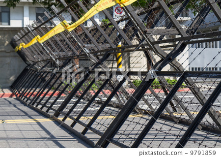 Riot barriers 9791859