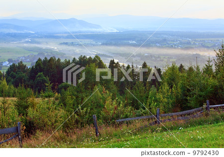 countryside landscape 9792430