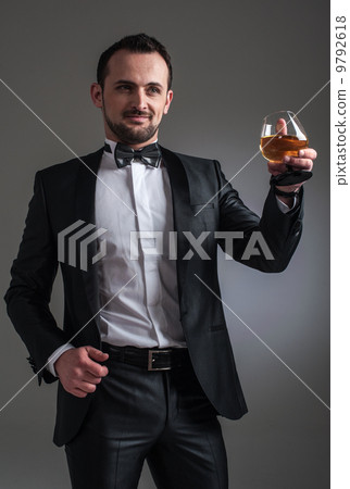 Cool gangster 9792618