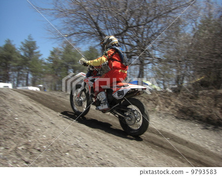 騎自行車 9793583