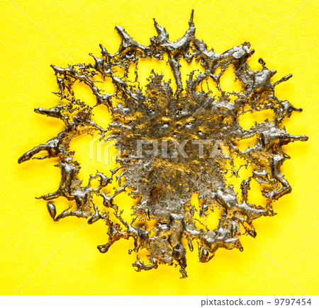 Metal drop splash Metal drop splash 9797454