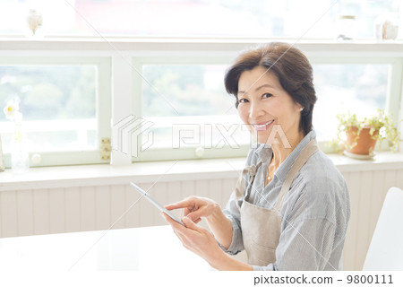 Lifestyle Tablet Lifestyle Tablet 9800111