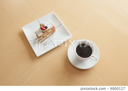 咖啡和蛋糕 9800127