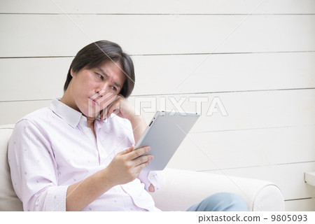 Male male tablet casual troubles Male male tablet casual troubles 9805093