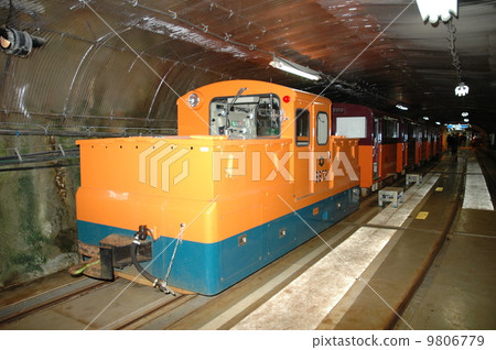 Battery car going high heat tunnel 9806779