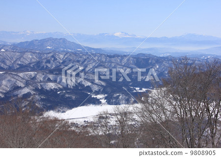 冬天的山 冬天的山 9808905