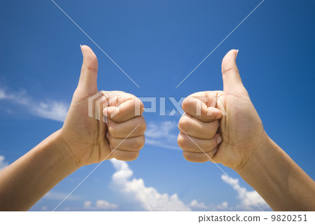 thumbs up 9820251